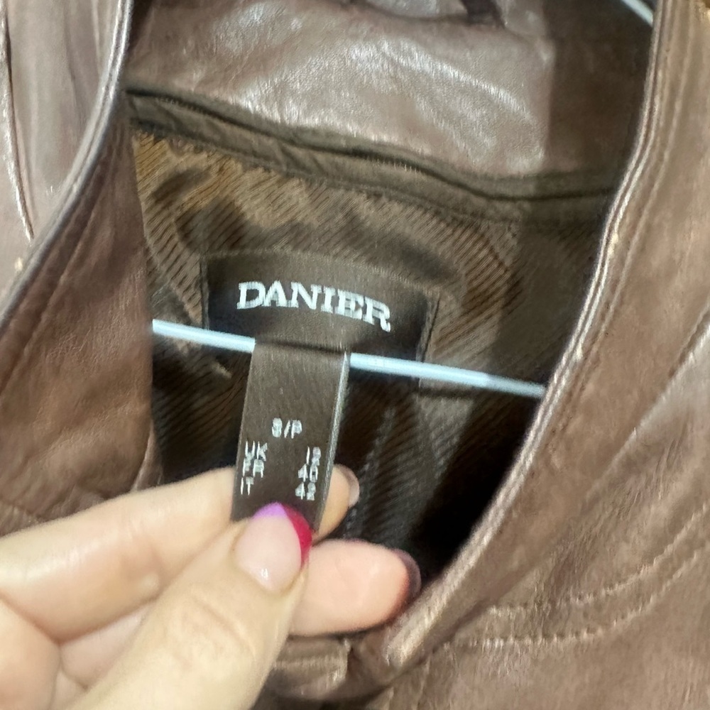 DANIER Brown Genuine Leather Jacket - Size Small - Picture 2 of 4